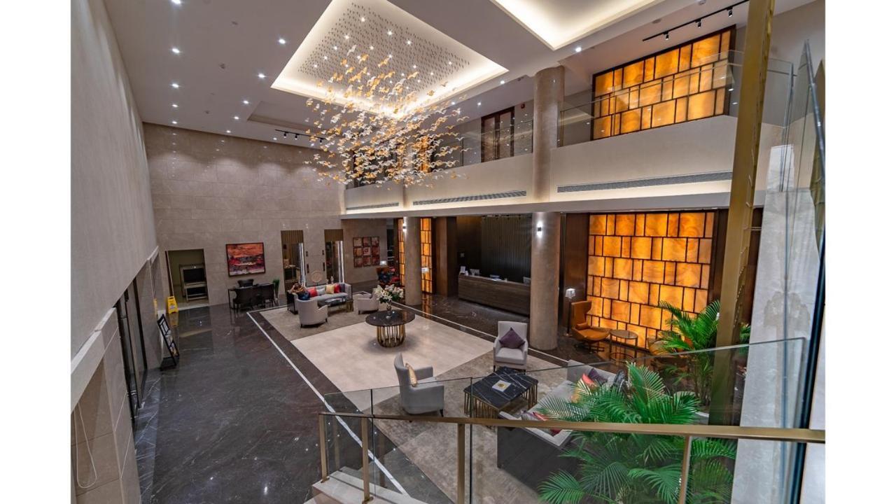 Belvedere Golf & Country Club Adalaj Exterior photo